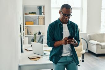 Online Dating Profile Quotes That Show Your Personality