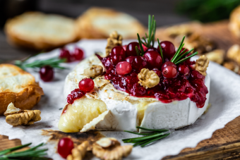 Sublime Ways to Eat & Top Creamy Brie Cheese